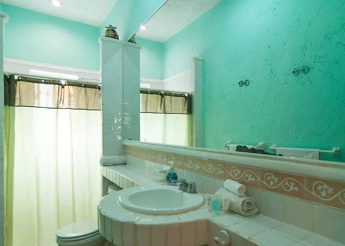 Charming Authentic Mexico-walk To & 5th Ave! * Playa del Carmen