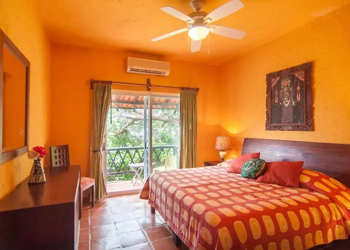 Charming Authentic Mexico-walk To & 5th Ave! * Playa del Carmen